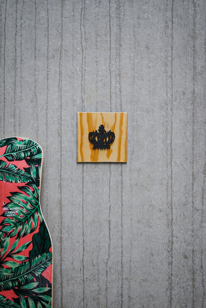 Crown Wall Plate