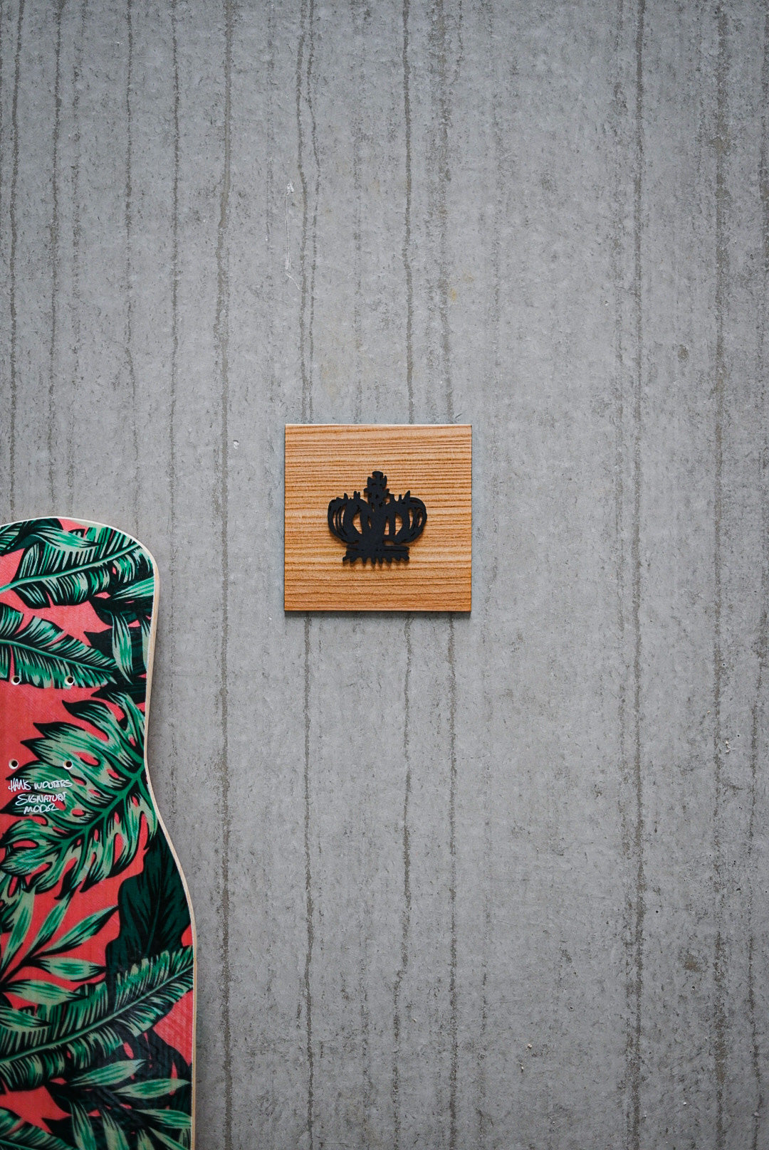 Crown Wall Plate